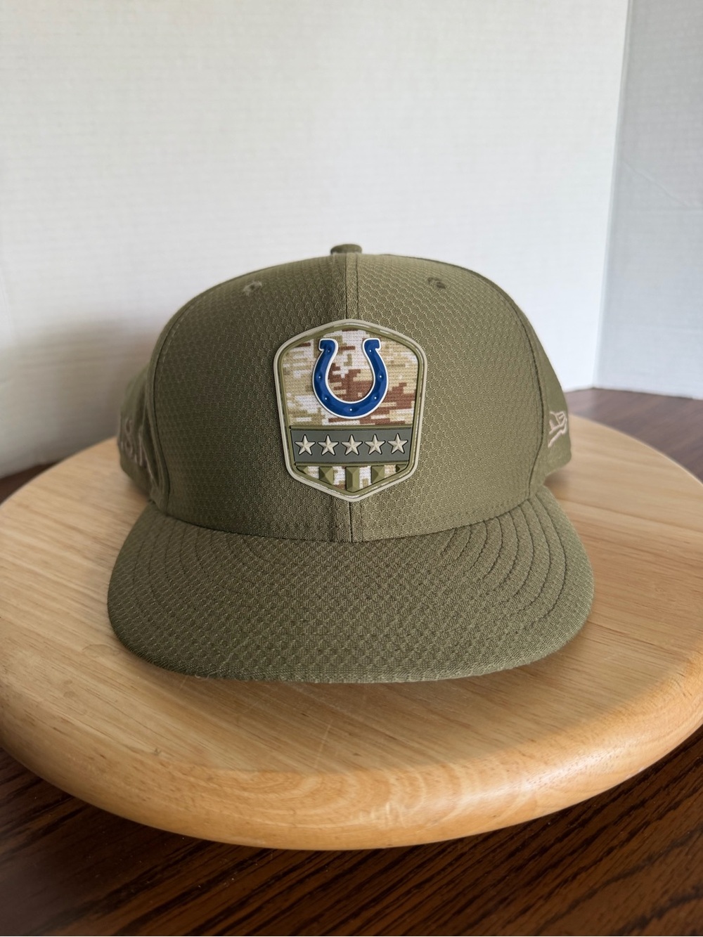 New Era Indianapolis Colts 59FIFTY Salute to Service Hat 7 1/8 NFL Military NWOT
